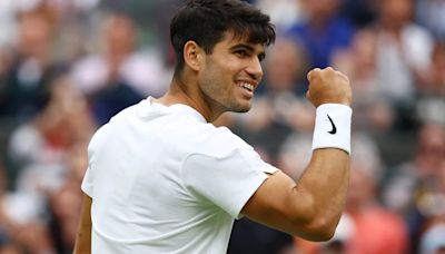 Alcaraz vuelve a sonreír, pasa por encima de Vukic y sigue soñando en Wimbledon