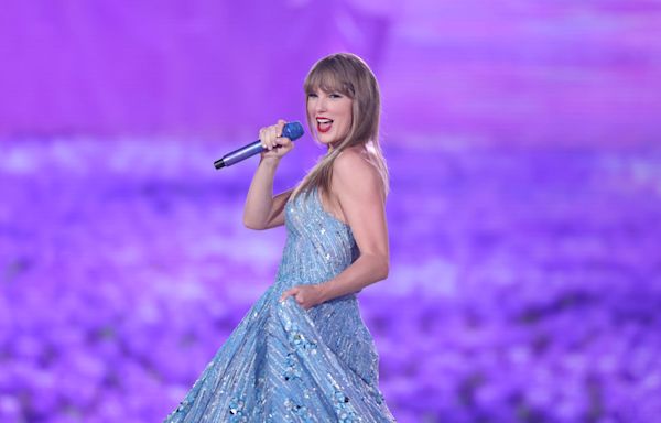 Taylor Swift Fans Want Her to Give a Particular Eras Tour Outfit ‘a Break’ After Noticing It ‘Literally Shedding’