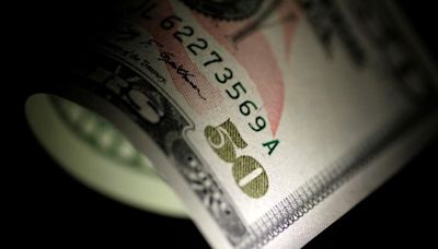 Dollar steadies ahead of U.S. growth, inflation data By Investing.com