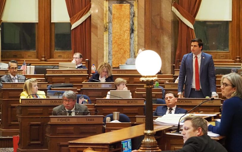 Iowa lawmakers debate until 2 a.m. in race to finish 2024 legislative session