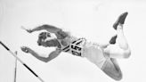 Bob Richards, olympic pole vault champion, dies at age 97