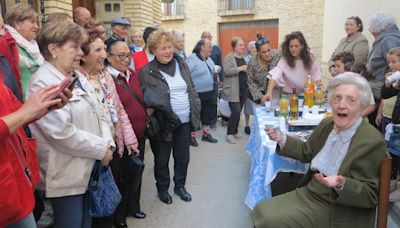 La cascantina Paquita Rueda, feliz de cumplir los 100 años