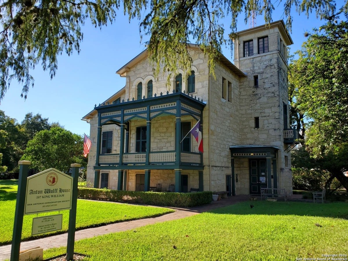 The San Antonio Conservation Society just slashed the price on its King William headquarters by $500K