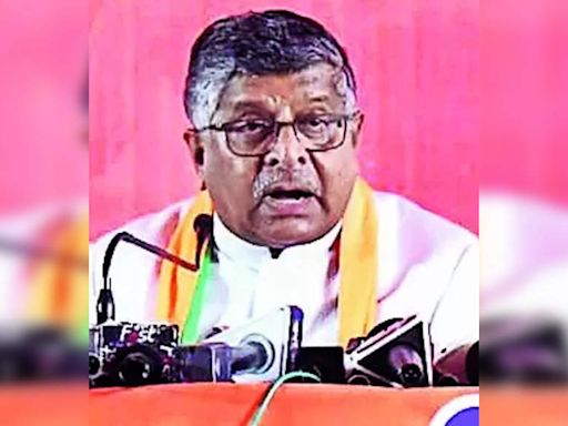 Ravi Shankar Prasad Claims Rahul Gandhi Needs Bhupinder Singh Hooda's Permission to Enter Haryana | Chandigarh News - Times of India