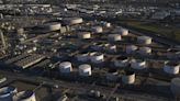 U.S. Crude Oil Inventories Post Big Build Amid Lower Refinery Runs