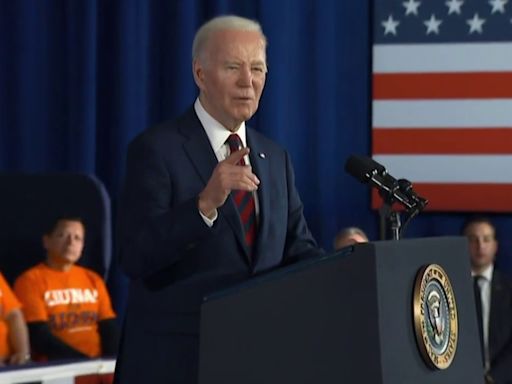 Biden reportedly informed team of decision minutes before public statement