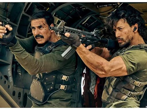 ...Office Collection: Akshay Kumar and Tiger Shroff starrer earns just Rs 2.3 crore in its fourth week | Hindi Movie News - Times of India