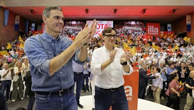 Pedro Sánchez estima que el triunfo socialista acaba con "una década de división" en Cataluña
