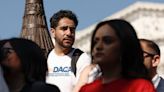 Defensor del pueblo del servicio de inmigración urge a dreamers renovar DACA cuanto antes