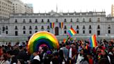 Más de 5 mil matrimonios de personas del mismo sexo se han desarrollado en Chile desde que entró vigencia la ley - La Tercera