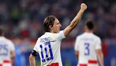 Real Madrid's Luka Modric to fight on as Croatia captain despite tuning 39 | Sporting News