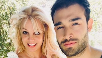 Inside Britney Spears and Fiancé Sam Asghari's "Relaxed" Trip to Hawaii Amid Family Drama
