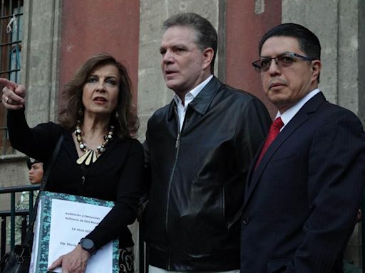 Arturo Castagñé y diputada Pérez-Jaén acuden a Palacio Nacional para entregar pruebas contra Rocío Nahle