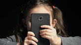 UE investiga se Facebook e Instagram provocam comportamentos de dependência em menores