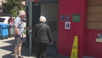 San Francisco public toilet once priced at $1.7M opens to fanfare, relief for lowered cost