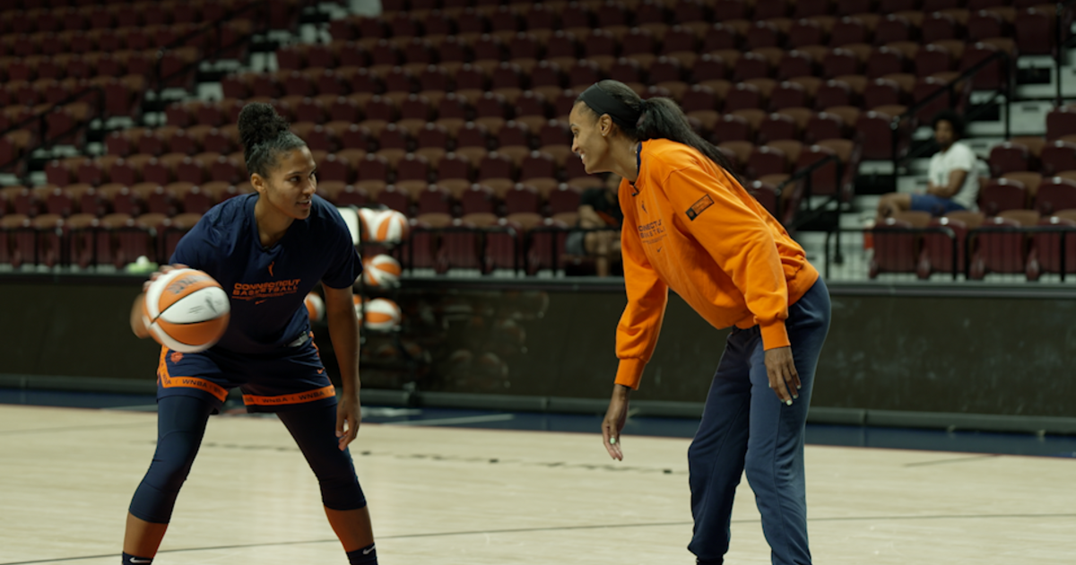 Connecticut Sun's DeWanna Bonner and Alyssa Thomas are teammates, and engaged. Here's their love story.