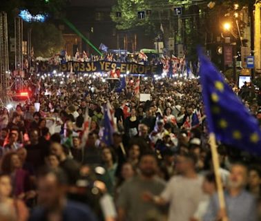 喬治亞2萬人示威 盼廢除境外影響力法案