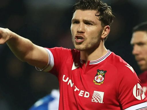 Wrexham in huge blunder as released star is still under contract