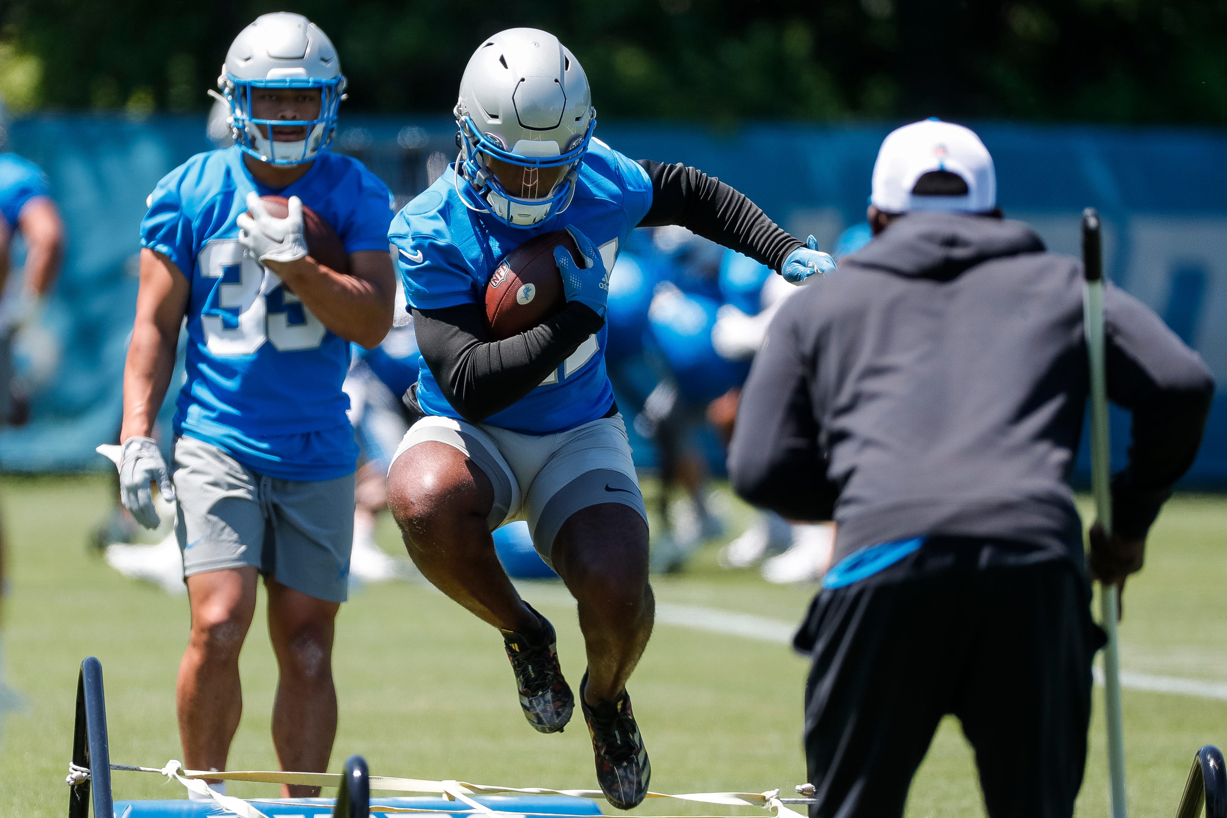 Detroit Lions RB Zonovan Knight ready to compete for roster spot after 2 'humbling' years