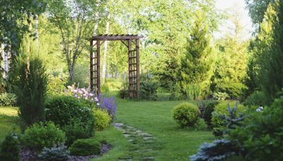 These Garden Arbors Will Make Your Fairy-Tale Aesthetic Come True