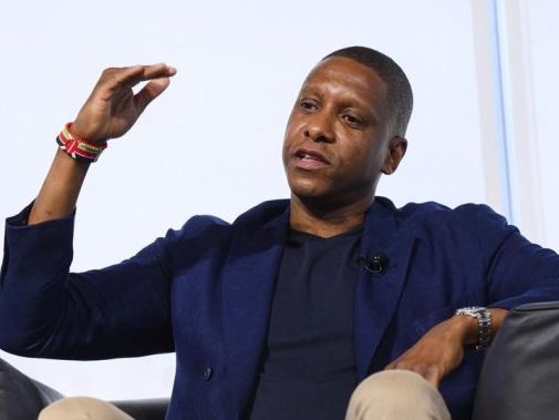 Toronto Raptors president Masai Ujiri denies rumours of rift with Edward Rogers | Globalnews.ca