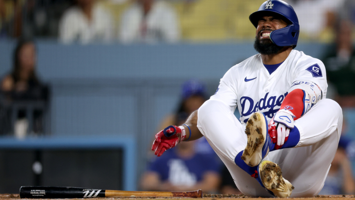 Teoscar Hernández injury update: Dodgers outfielder likely to land on IL after getting hit by pitch