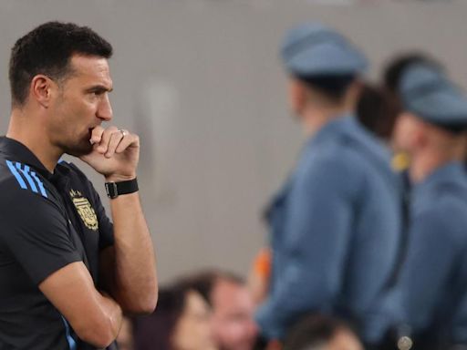 Por qué la Conmebol sanciona a Scaloni