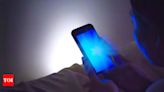 Blue light from your phone can harm your skin, explains dermatologist - Times of India