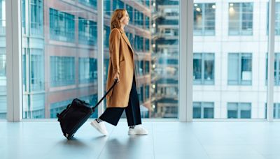 I’m a flight attendant - the type of suitcase you should avoid when checking in