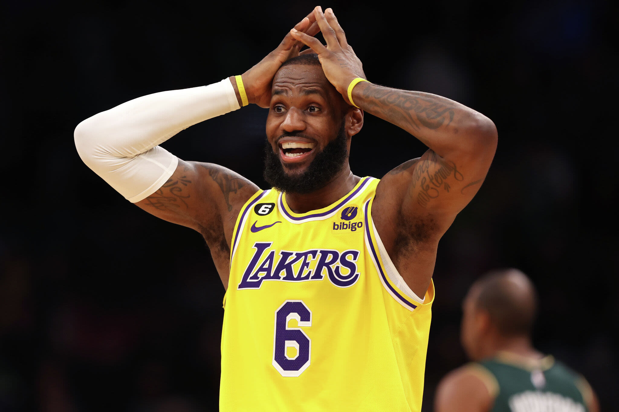 LeBron James still can't believe Rockets missed 27 straight 3s