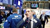 Wall Street cierra mixto y el Dow Jones baja un 0,47 %, pendiente del cierre del Gobierno