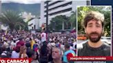 Un corresponsal, desde las revueltas en Venezuela: "Hay personas armadas motorizadas por Caracas que apoyan a Maduro"