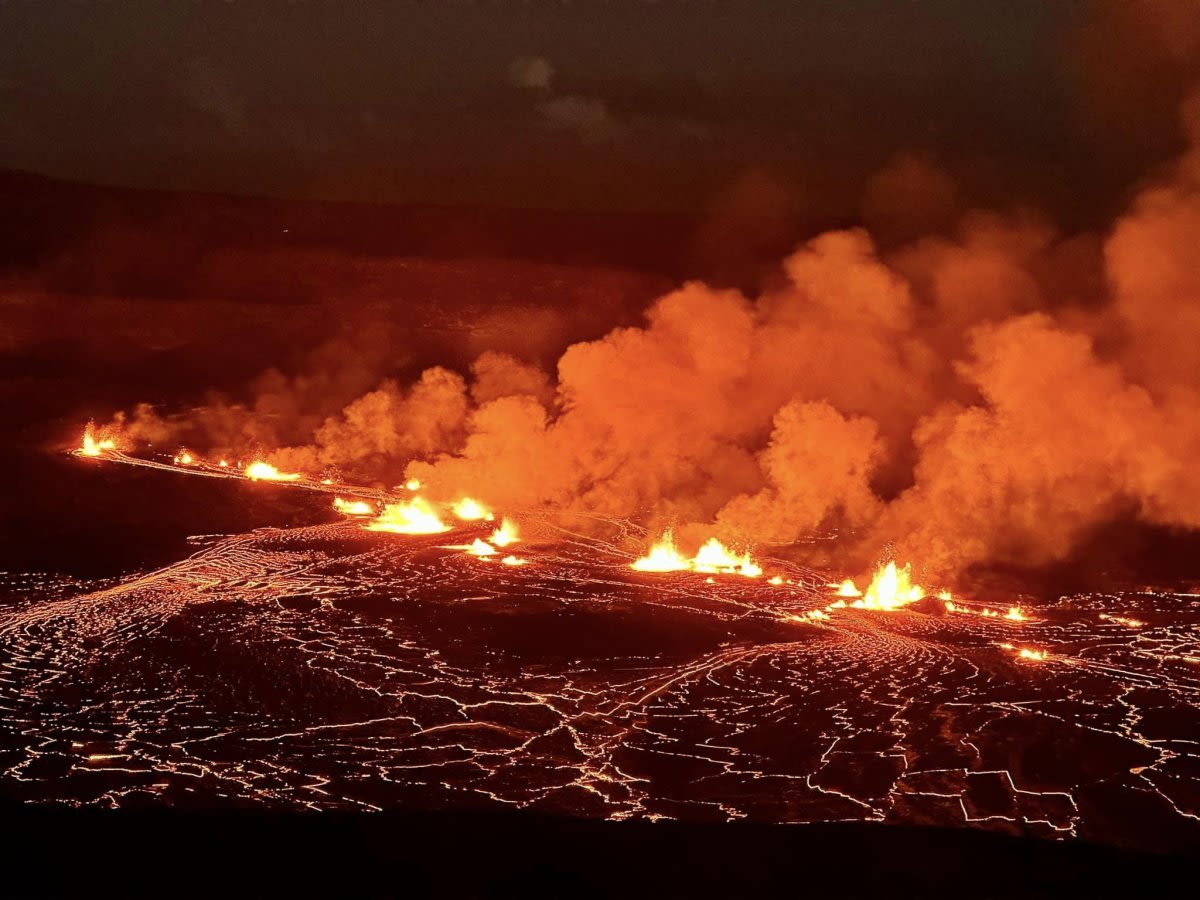 Hawaii volcano update: Alert level raised as magma crumples surface