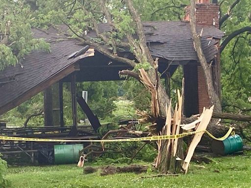 Tornado sweeps through Livonia, killing 2-year-old