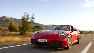 2025 Porsche 911 GTS Hybrid Is Nothing like a Prius