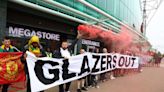 Anti-Glazer protesters block Manchester United megastore on day of new kit release