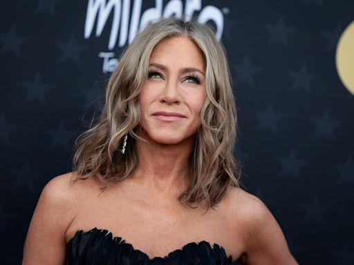 Otra vez candidata al Emmy, Jennifer Aniston se convierte en paladín de las mujeres sin hijos