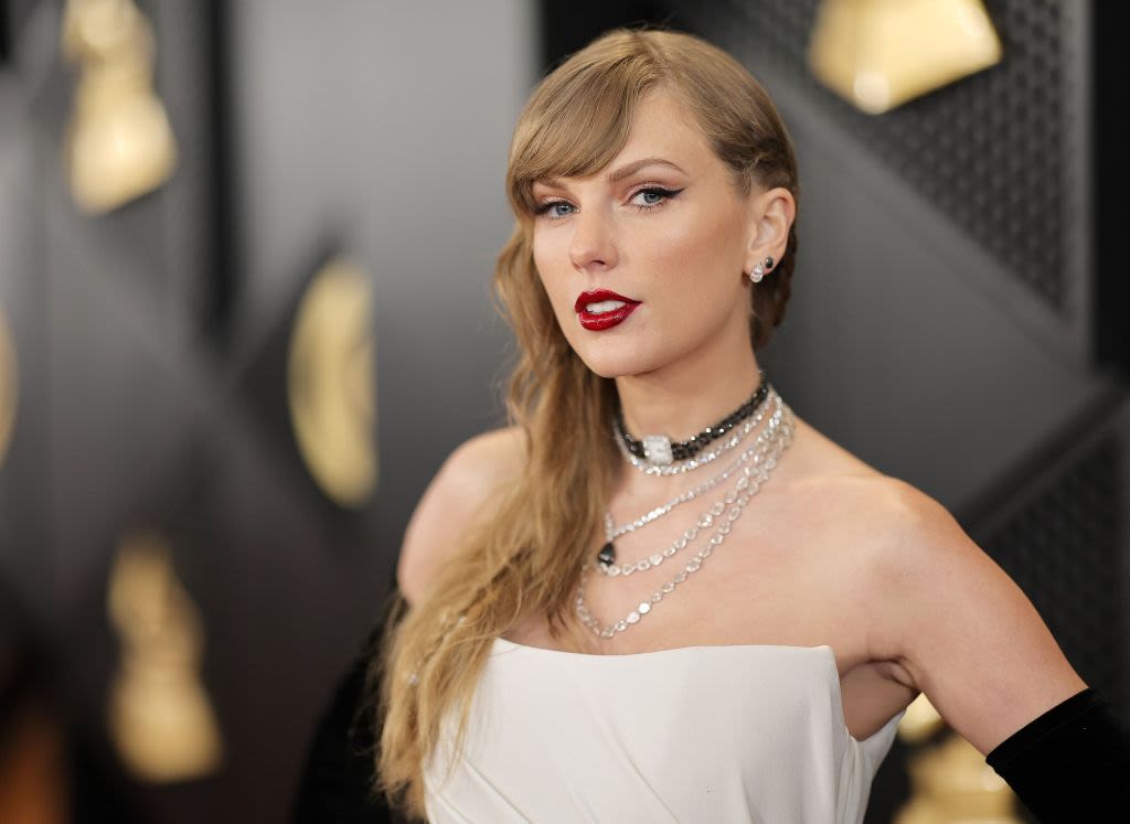 Taylor Swift’s two private jets flew 178,000 miles in 2023, her plane ‘stalker’ estimates