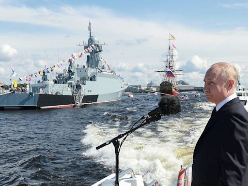 India and China joined Russia's Navy Day celebrations as Putin tries to project anti-Western group