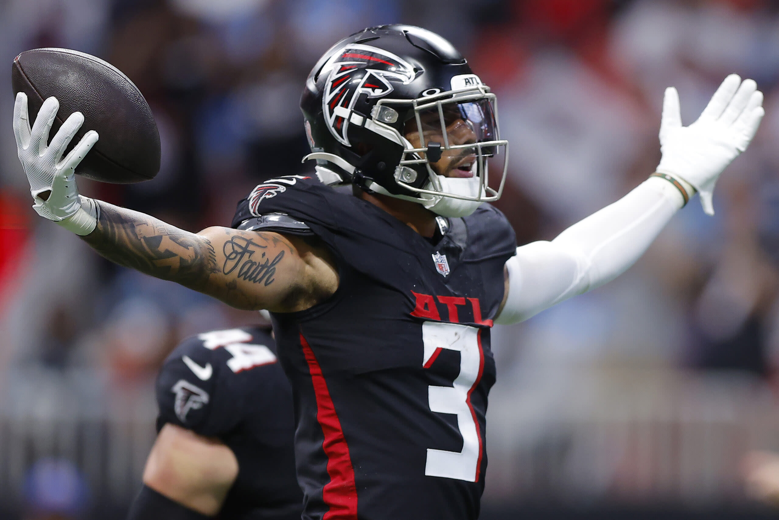 Pro Football Focus names top 3 players on Falcons’ 2024 roster