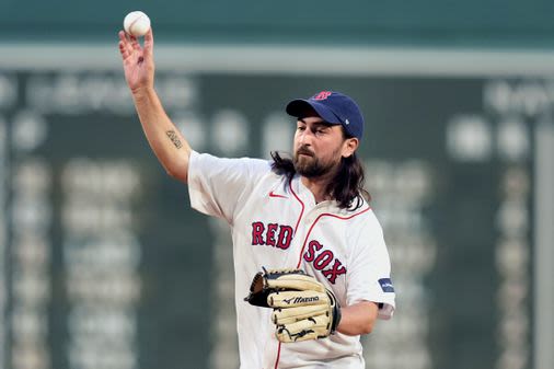 Noah Kahan, Patrick Dempsey brought the star power to Fenway Park over the weekend - The Boston Globe