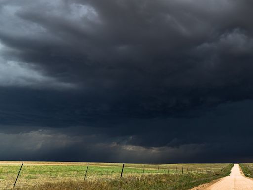 El Nino and La Nina's impact on Ohio's severe weather season, risk of tornadoes