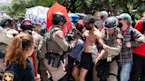 Los estudiantes de la Universidad de Columbia ocupan un edificio en protesta por la guerra de Gaza