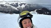 El look total white de Pampita mientras hace snowboard en Villa La Angostura: “Gracias Cerro Bayo”