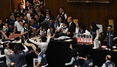 立法院到底吵什麼？法案、爭議攻防一次看