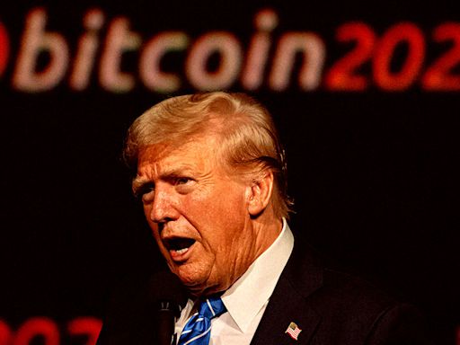 Crypto Fans Disgusted by Trump's Rambling Appearance at Bitcoin Event