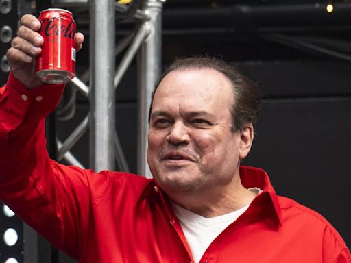 Shaun Williamson shows off Sweet Caroline vocals at Wembley Euros event