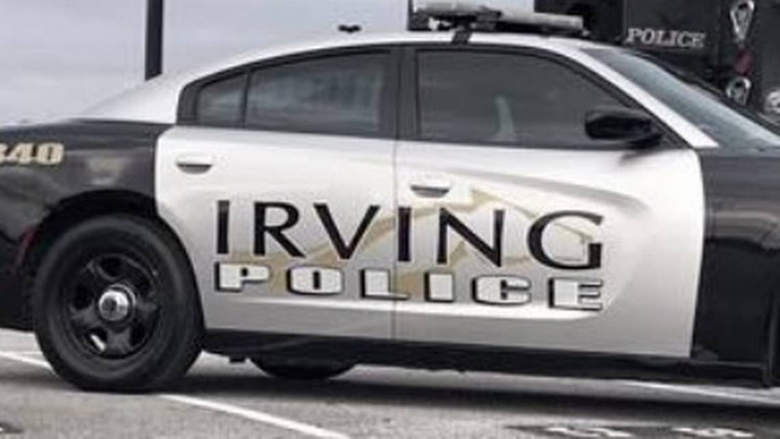 Authorities investigate Irving officer who shot at speeding car; 2 arrested