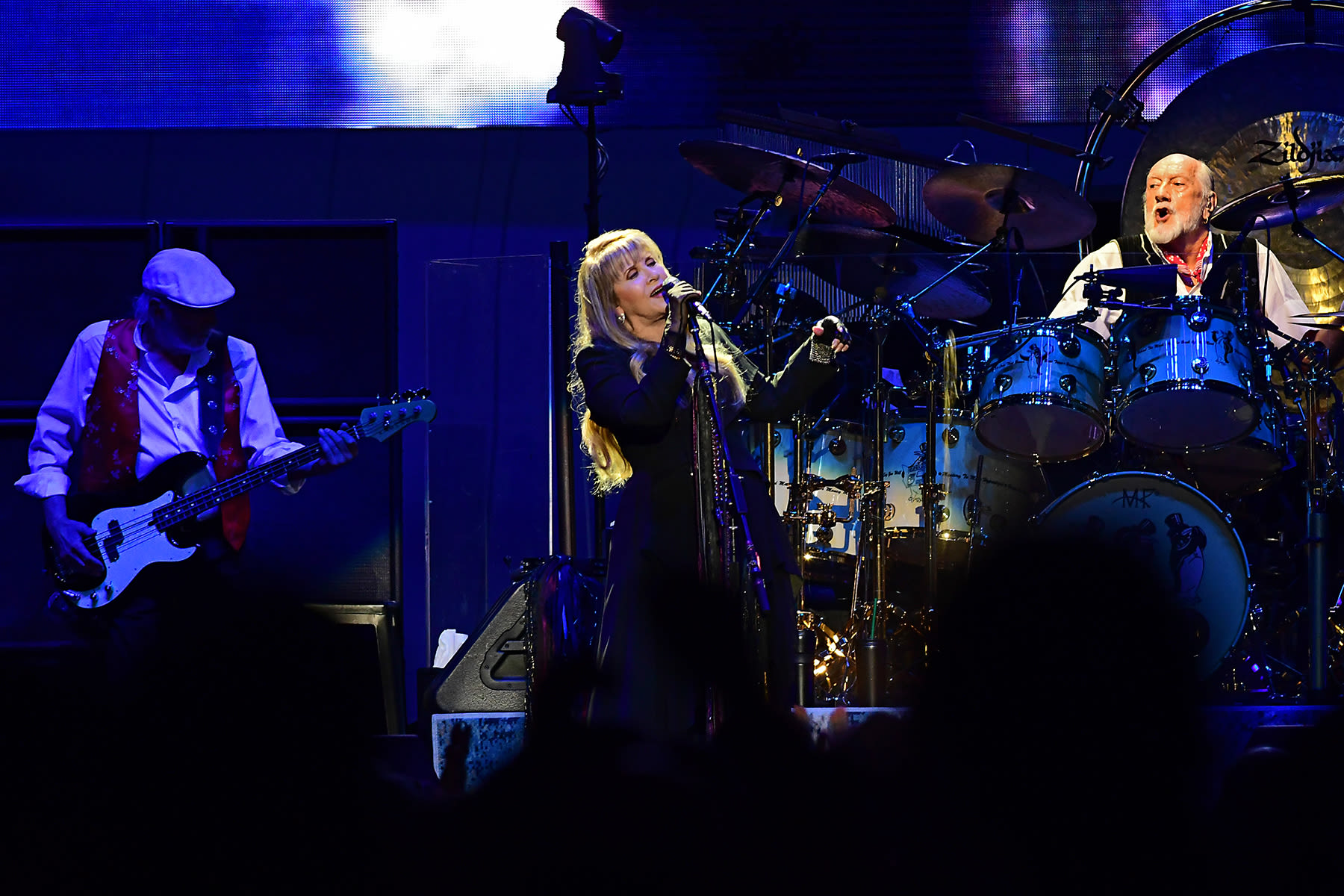 Watch Fleetwood Mac Perform ‘Don’t Stop’ at Final Concert in 2019