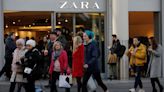 Zara UK ofrece a sus clientes un servicio de reventa, reparación y donación de ropa